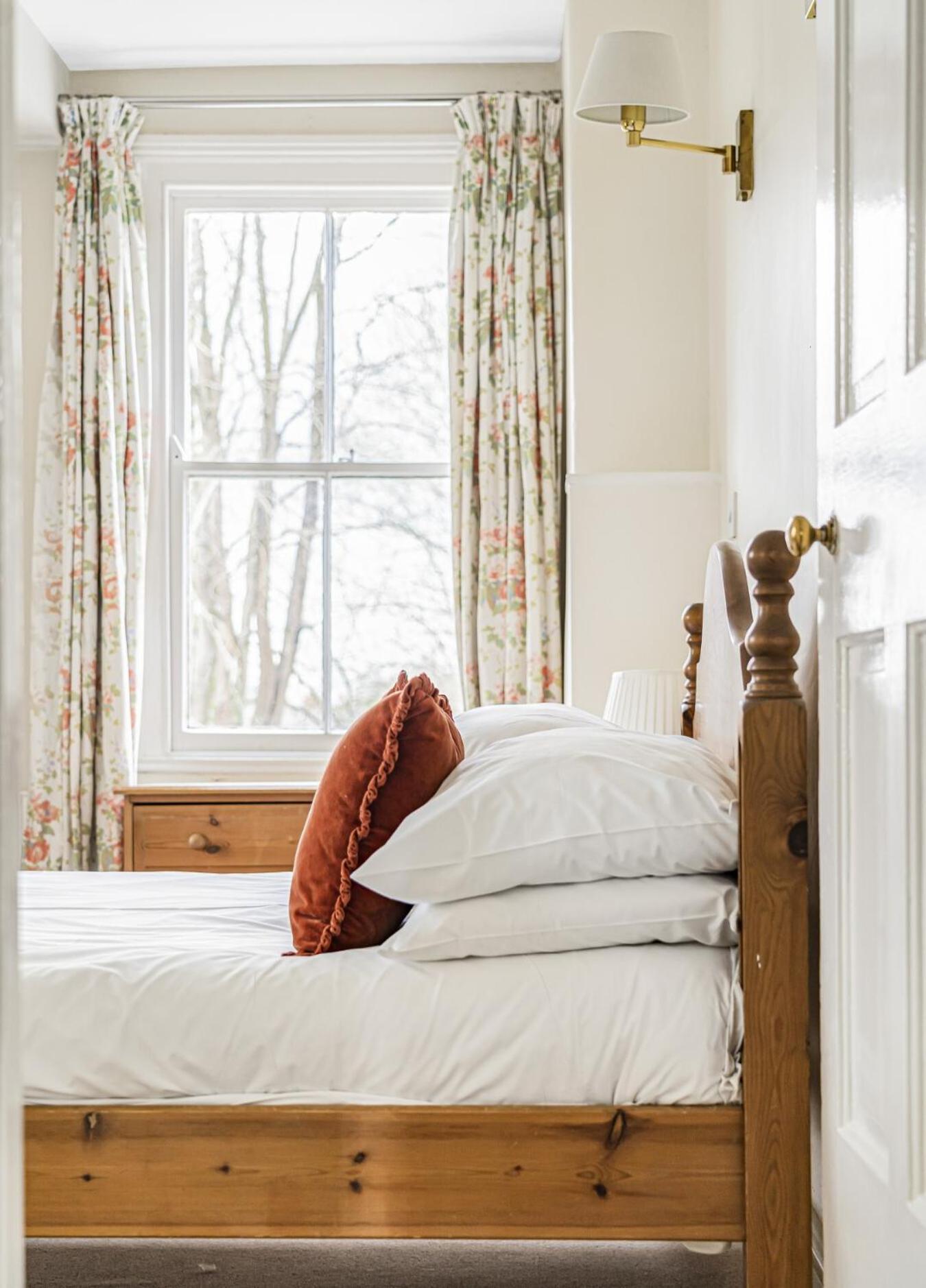 Midsomer Cottage - Spacious, Light And Comfortable Victorian Cottage With Garden In Great Location - Great Base To Explore The City Oxford Luaran gambar